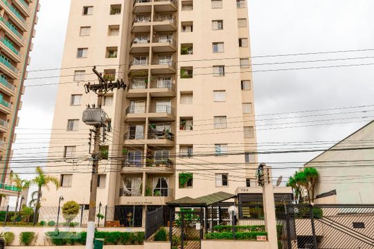 Fachada de apartamento para alugar com 3 quartos, 82m² em Santana, São Paulo