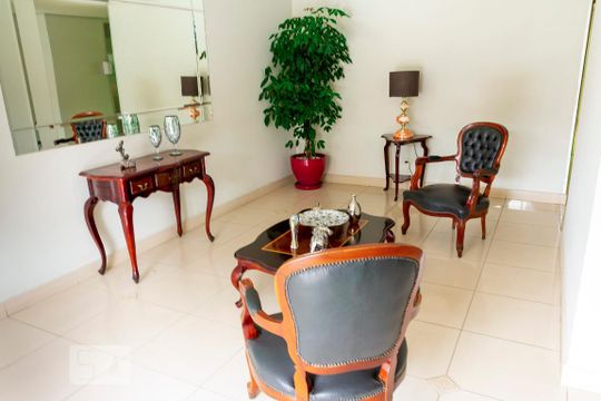 Hall de apartamento para alugar com 3 quartos, 82m² em Santana, São Paulo