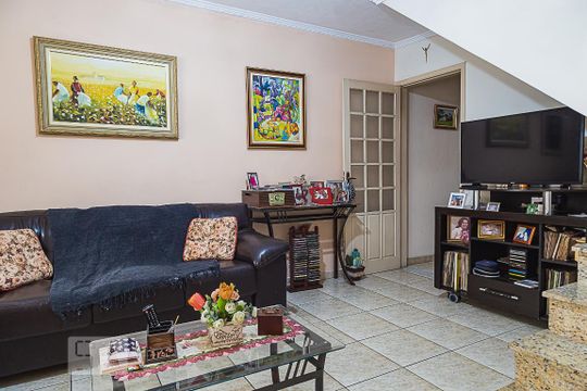 Casa à venda com 3 quartos, 200m² em Olímpico, São Caetano do Sul