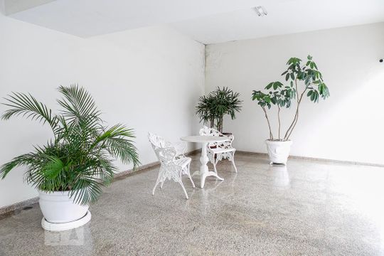 Hall de Entrada de apartamento à venda com 3 quartos, 107m² em Cerqueira César, São Paulo