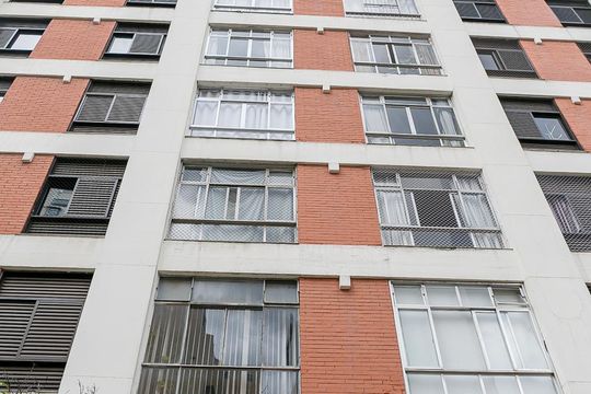 Fachada de apartamento à venda com 3 quartos, 107m² em Cerqueira César, São Paulo