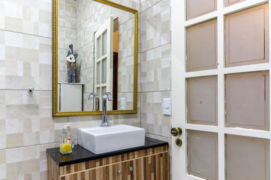 Banheiro de casa à venda com 2 quartos, 130m² em Vila Mariana, São Paulo