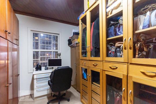 Quarto 1 de casa à venda com 2 quartos, 130m² em Vila Mariana, São Paulo