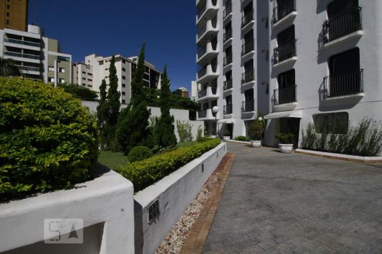 Fachada de apartamento à venda com 3 quartos, 180m² em Vila Suzana, São Paulo