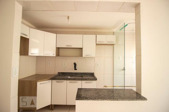 Cozinha de apartamento para alugar com 2 quartos, 47m² em Jardim Alexandria, Várzea Paulista