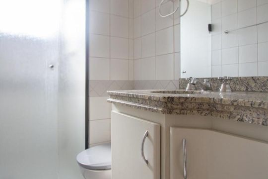 Banheiro de apartamento à venda com 3 quartos, 98m² em Chácara Santo Antônio (zona Sul), São Paulo