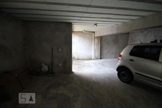 Garagem de casa à venda com 3 quartos, 223m² em Vila Matilde, São Paulo