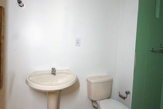 Banheiro de kitnet/studio à venda com 1 quarto, 32m² em Hamburgo Velho, Novo Hamburgo