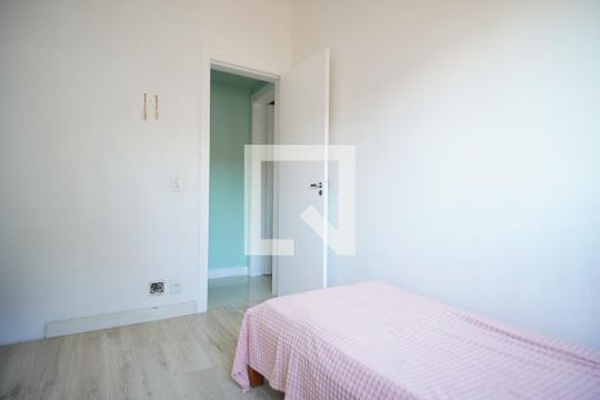 Quarto 2 de apartamento à venda com 2 quartos, 64m² em Sarandi, Porto Alegre