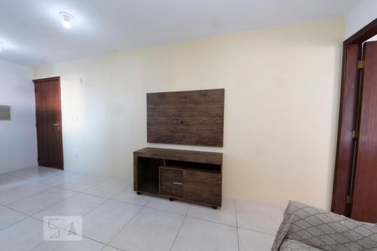 Sala de apartamento para alugar com 1 quarto, 38m² em Centro, São Leopoldo