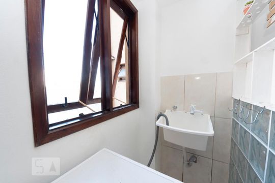 Cozinha e Área de Serviço de apartamento para alugar com 1 quarto, 38m² em Centro, São Leopoldo
