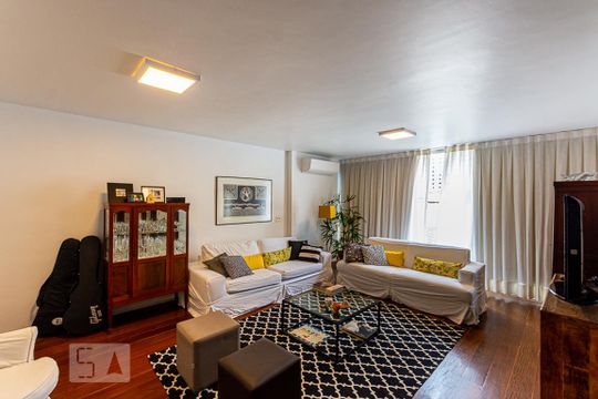 Sala de apartamento à venda com 4 quartos, 159m² em Ingá, Niterói