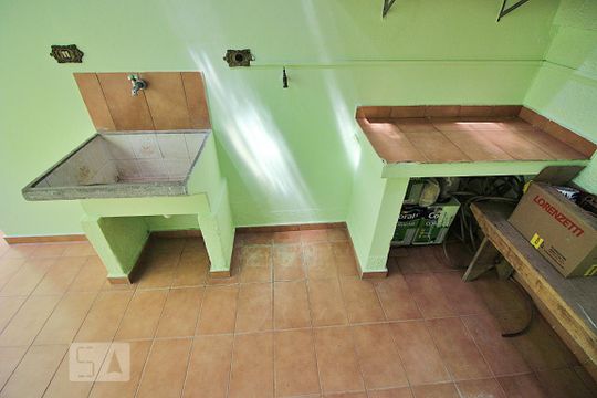 Lavanderia de casa para alugar com 2 quartos, 110m² em Jordanópolis, São Bernardo do Campo