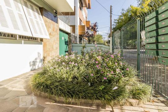 Jardim de apartamento à venda com 2 quartos, 70m² em Menino Deus, Porto Alegre