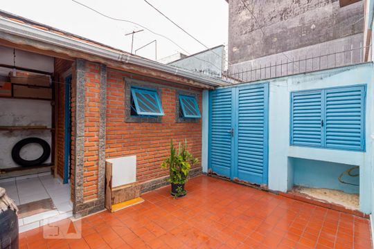 Quintal de casa à venda com 3 quartos, 200m² em Vila Dom Pedro I, São Paulo