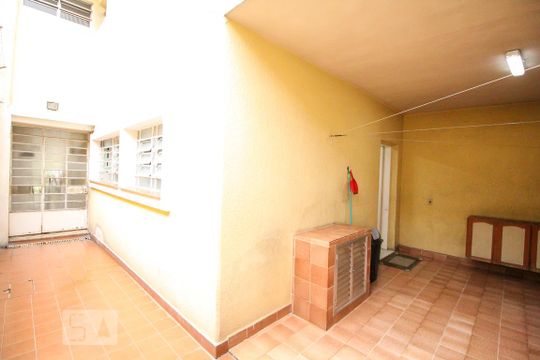 Quintal de casa à venda com 2 quartos, 168m² em Água Fria, São Paulo