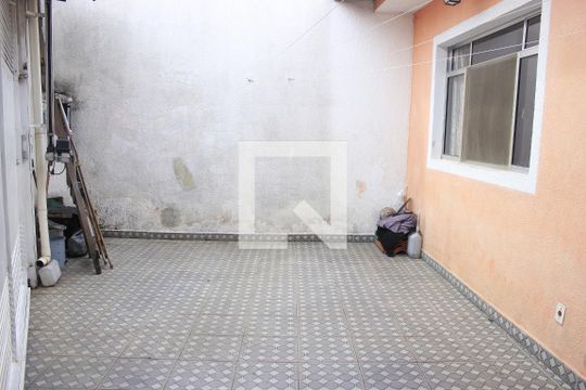 Garagem de casa à venda com 3 quartos, 130m² em Jardim Aliança, Guarulhos