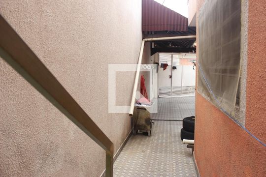 Quintal de casa à venda com 3 quartos, 130m² em Jardim Aliança, Guarulhos
