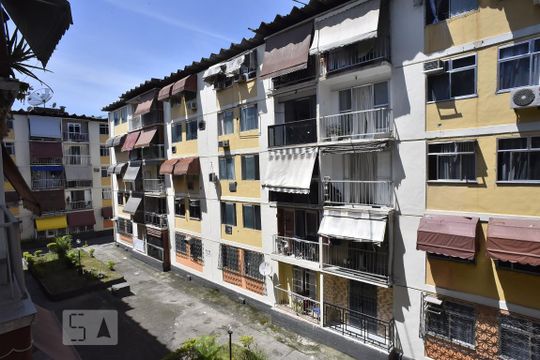 Vista do Quarto 2 de apartamento à venda com 2 quartos, 45m² em Taquara, Rio de Janeiro