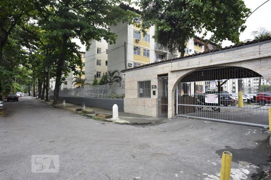 Fachada de apartamento à venda com 2 quartos, 45m² em Taquara, Rio de Janeiro
