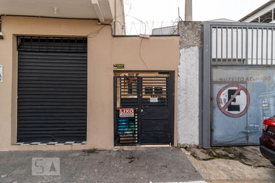 Fachada de kitnet/studio para alugar com 1 quarto, 20m² em Vila Baruel, São Paulo