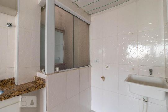 Área de Serviço de kitnet/studio para alugar com 1 quarto, 20m² em Vila Baruel, São Paulo