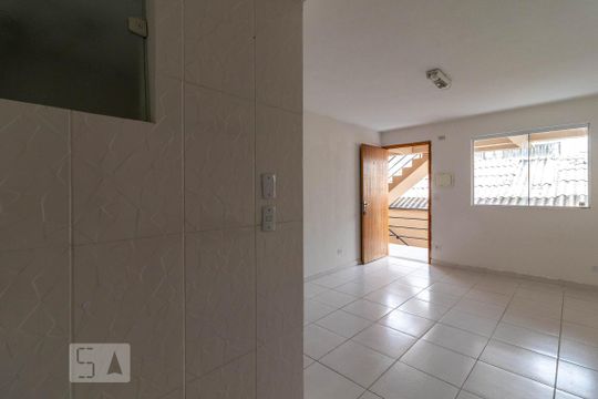Cozinha de kitnet/studio para alugar com 1 quarto, 20m² em Vila Baruel, São Paulo