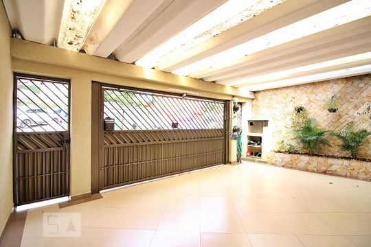 Garagem de casa para alugar com 3 quartos, 300m² em Centro, Diadema