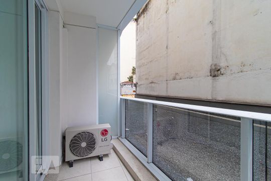 Sacada de kitnet/studio à venda com 1 quarto, 24m² em Centro, São Paulo