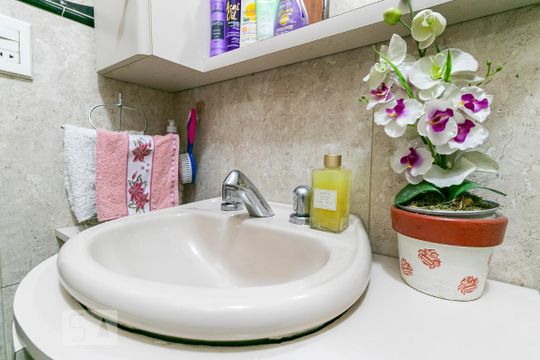 Lavabo de casa à venda com 4 quartos, 270m² em Vila Centenario, São Paulo