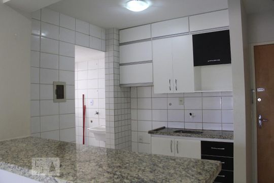 Cozinha de apartamento à venda com 2 quartos, 58m² em Residencial Eldorado, Goiânia