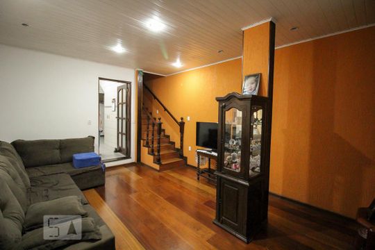 Casa à venda com 4 quartos, 200m² em Santana, São Paulo