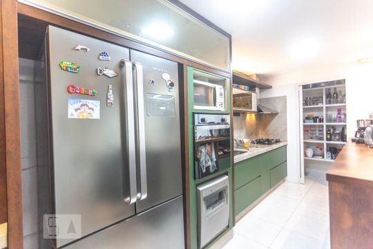 Cozinha de apartamento à venda com 4 quartos, 198m² em Jardim Wallace Simonsen, São Bernardo do Campo