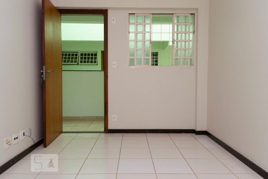 Apartamento para alugar com 1 quarto, 40m² em Tibery, Uberlândia