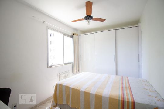 Quarto 1 de apartamento à venda com 3 quartos, 57m² em Anil, Rio de Janeiro