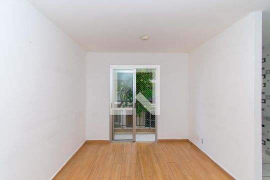 Sala de casa de condomínio à venda com 2 quartos, 56m² em Vila Santa Clara, São Paulo