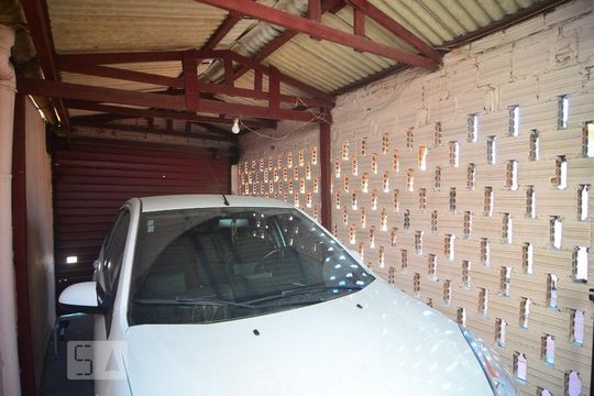 Garagem de casa à venda com 3 quartos, 136m² em Rio Branco, Canoas