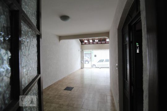 Vista sala de casa à venda com 4 quartos, 338m² em Campestre, Santo André