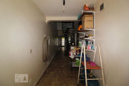 Corredor lateral de casa à venda com 4 quartos, 338m² em Campestre, Santo André
