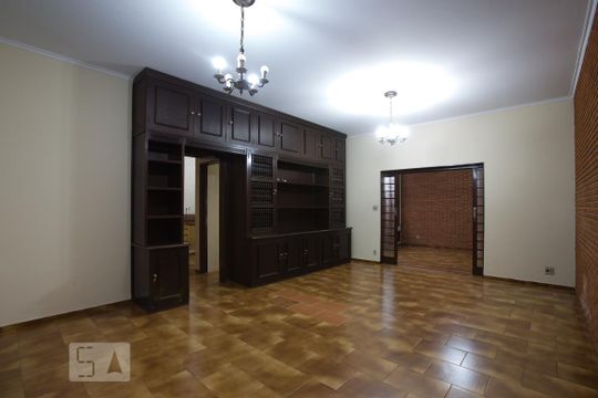 Sala de casa para alugar com 4 quartos, 350m² em Jardim Macedo, Ribeirão Preto