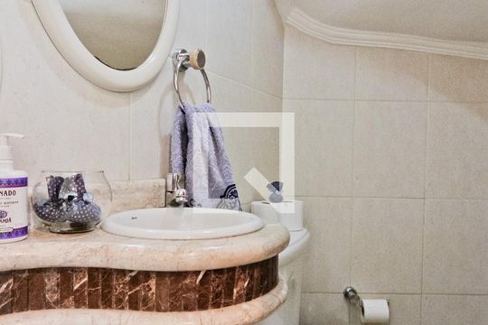 Lavabo de casa à venda com 3 quartos, 250m² em Vila Primavera, São Paulo