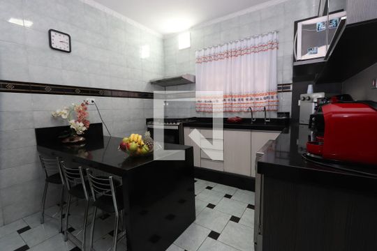 Cozinha de casa à venda com 3 quartos, 180m² em Vila Tolstoi, São Paulo