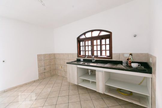 Cozinha de casa de condomínio para alugar com 3 quartos, 130m² em Jardim Nossa Senhora do Carmo, São Paulo