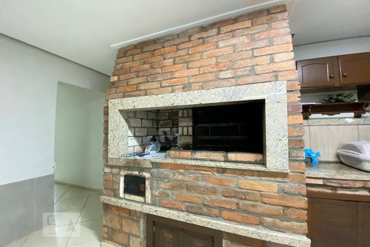 Garagem de casa à venda com 4 quartos, 400m² em Santo Andre, São Leopoldo