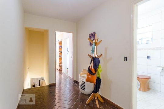 Hall dos Quartos de casa à venda com 4 quartos, 210m² em São Judas, São Paulo