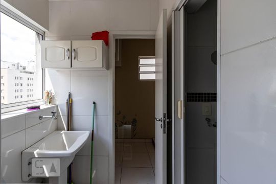 Área de serviço de apartamento à venda com 2 quartos, 78m² em Vila Olímpia, São Paulo