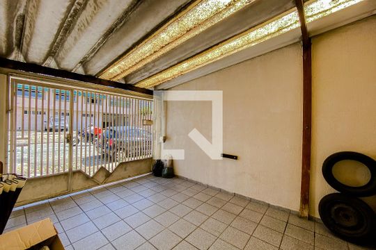 Garagem de casa à venda com 3 quartos, 132m² em Vila Regente Feijó, São Paulo