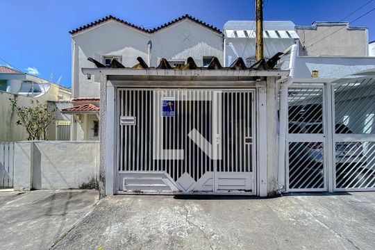 Fachada de casa à venda com 3 quartos, 132m² em Vila Regente Feijó, São Paulo
