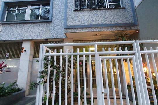 Fachada de apartamento à venda com 3 quartos, 90m² em Maracanã, Rio de Janeiro