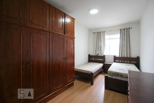 Quarto de apartamento à venda com 1 quarto, 65m² em Vila Nova Conceição, São Paulo